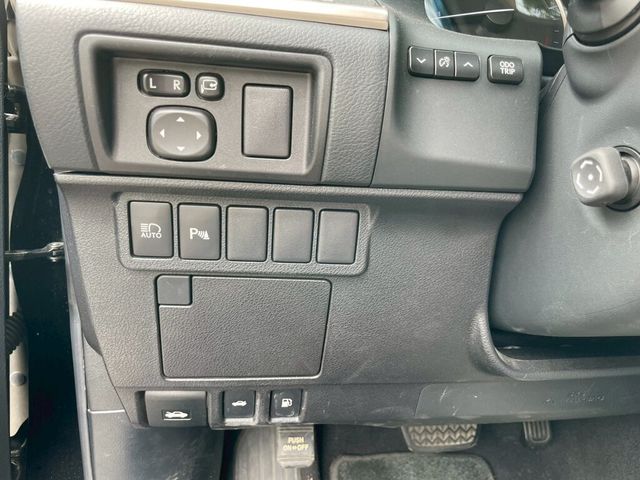 LEXUS凌志 ES200  第12張相片