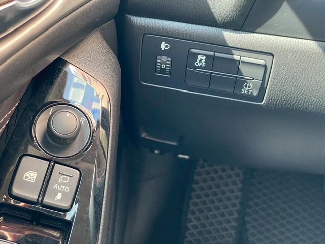 MAZDA馬自達 MAZDA 3  第15張相片
