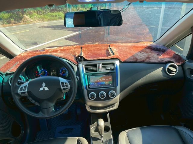 MITSUBISHI三菱 COLT PLUS  第9張相片
