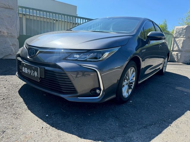 TOYOTA豐田 COROLLA ALTIS HYBRID  第2張相片