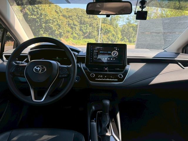 TOYOTA豐田 COROLLA ALTIS HYBRID  第9張相片