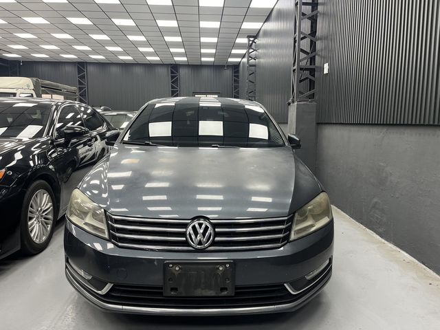 VOLKSWAGEN福斯 PASSAT  第1張相片