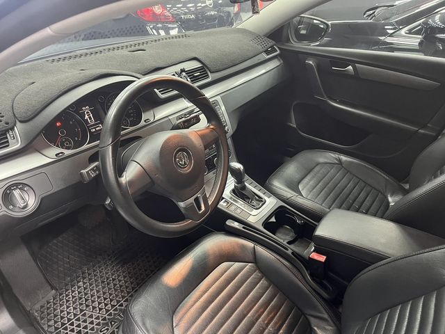 VOLKSWAGEN福斯 PASSAT  第3張相片