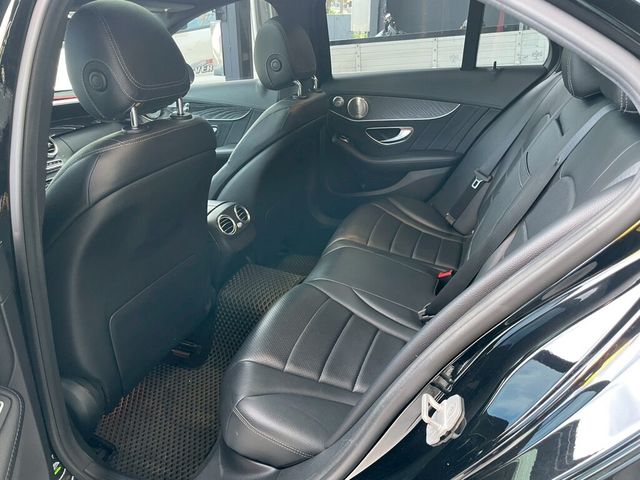 M-BENZ賓士 C300  第8張相片
