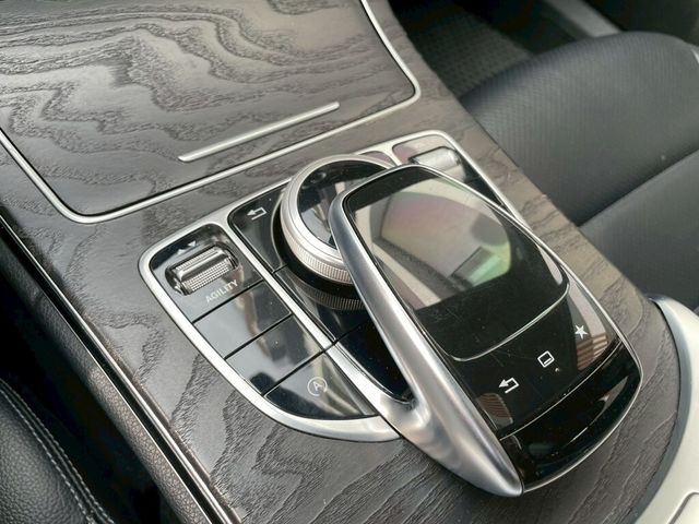 M-BENZ賓士 C300  第14張相片