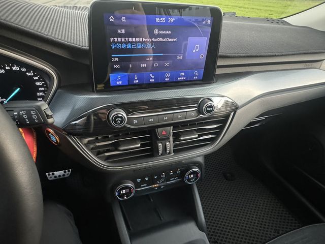 FORD福特 FOCUS ACTIVE  第6張相片