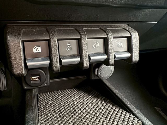 SUZUKI鈴木 JIMNY  第12張相片