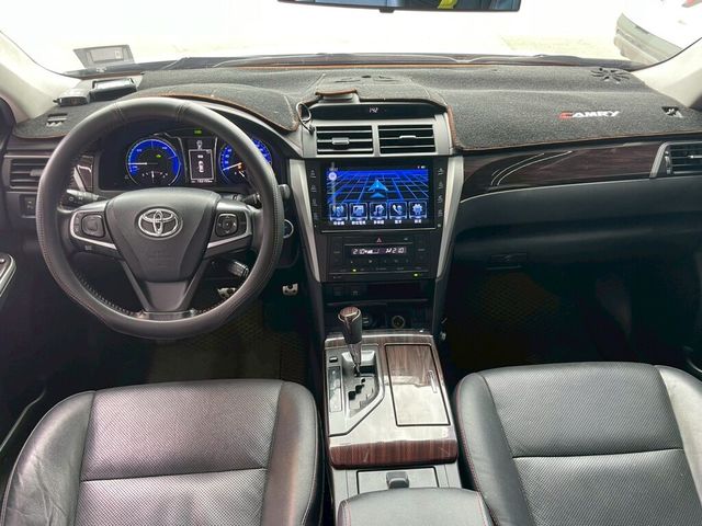 TOYOTA豐田 CAMRY HYBRID  第9張相片