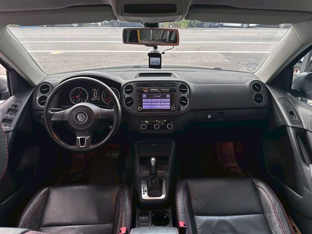 VOLKSWAGEN福斯 TIGUAN  第9張相片