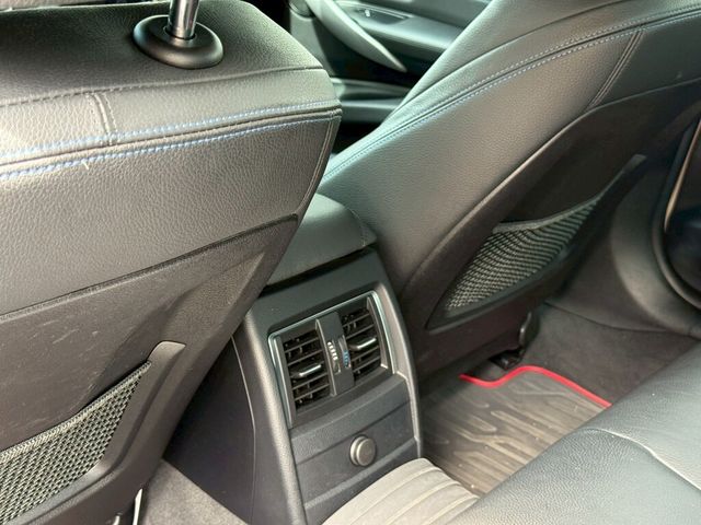 BMW寶馬 320I M SPORT  第11張相片