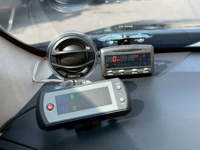 TOYOTA豐田 CAMRY  第12張相片