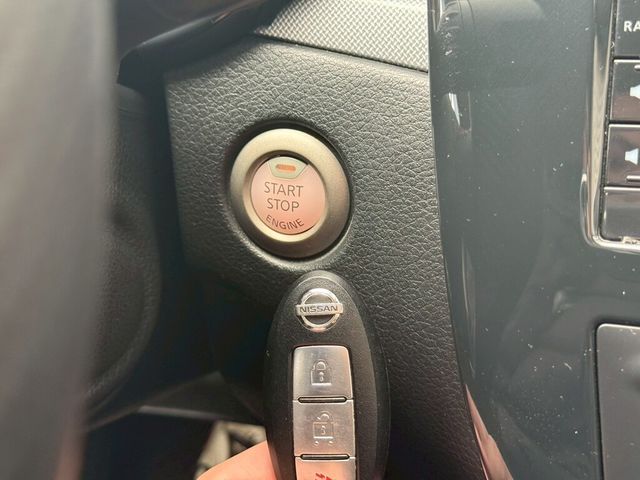 NISSAN日產 TIIDA  第11張相片