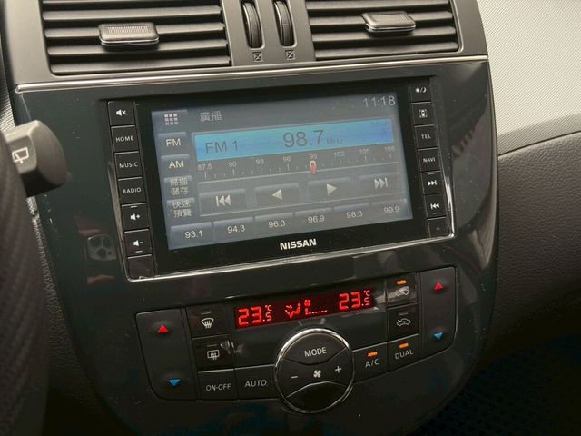 NISSAN日產 TIIDA  第12張相片