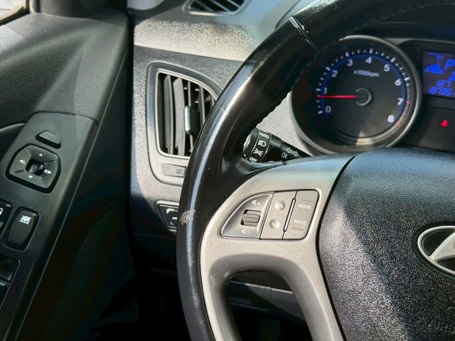 HYUNDAI現代 IX35  第12張相片