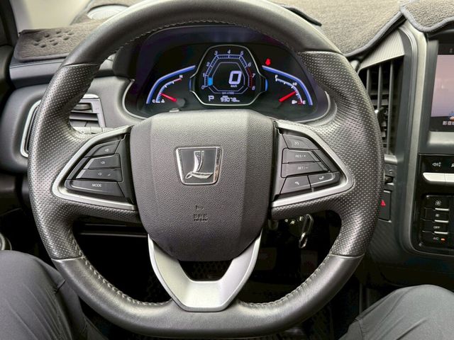 LUXGEN納智捷 S3  第11張相片