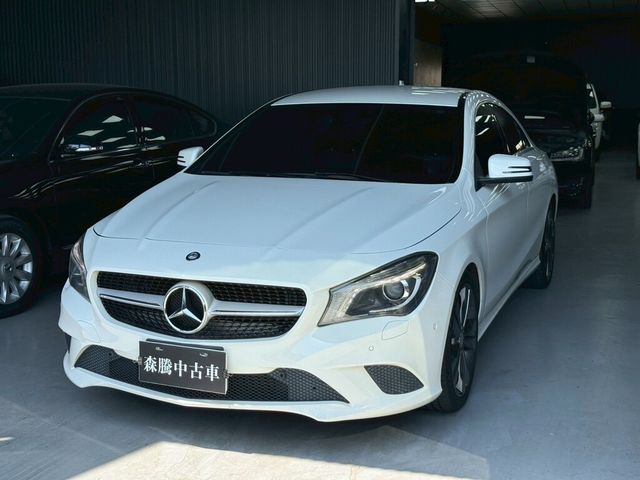 M-BENZ賓士 CLA200  第2張相片