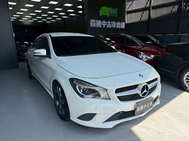 M-BENZ賓士 CLA200  第3張相片