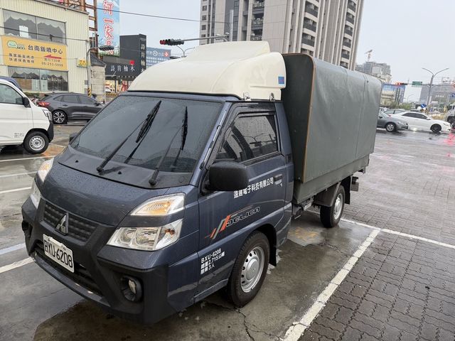 MITSUBISHI三菱 DELICA  第1張相片