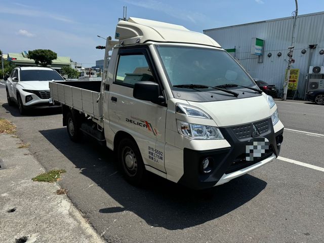 MITSUBISHI三菱 DELICA  第2張相片