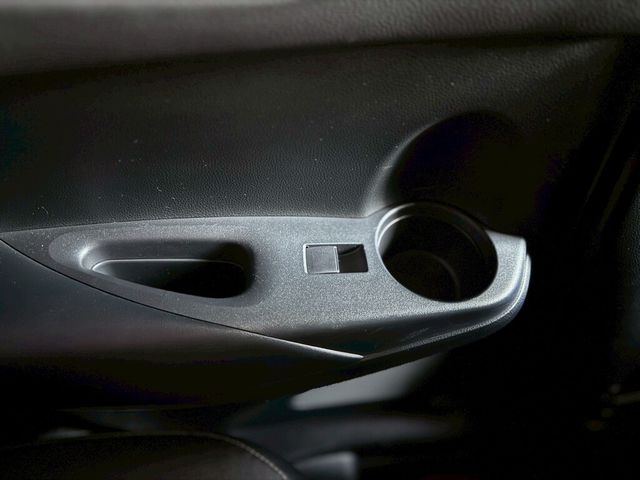 TOYOTA豐田 COROLLA CROSS HYBRID  第10張相片