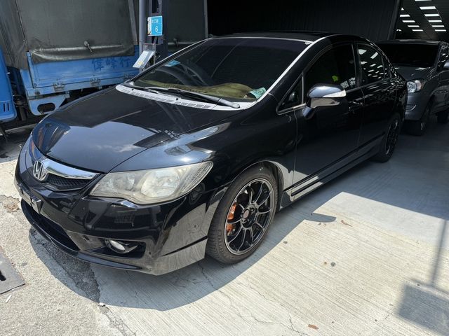 HONDA本田 CIVIC  第2張相片