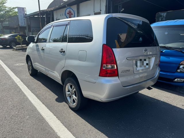 TOYOTA豐田 INNOVA  第4張相片