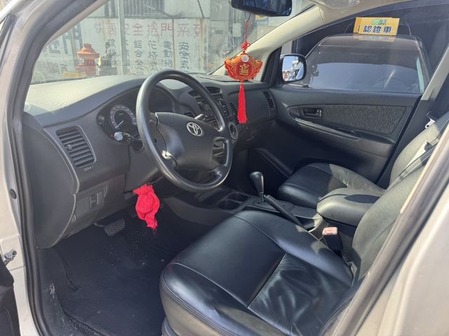 TOYOTA豐田 INNOVA  第5張相片