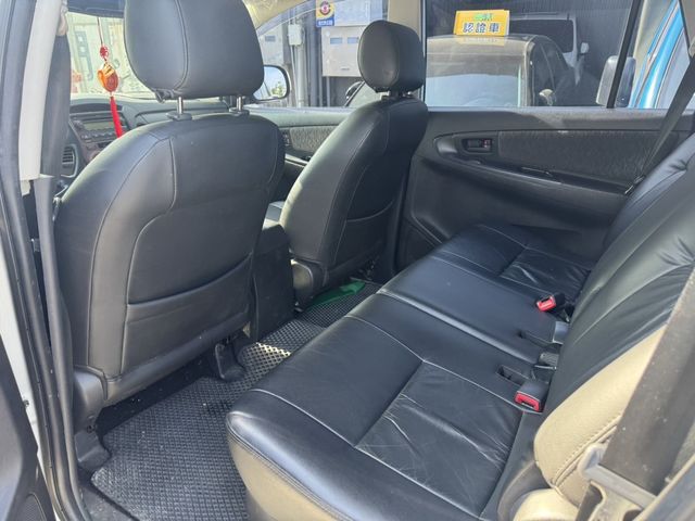 TOYOTA豐田 INNOVA  第6張相片