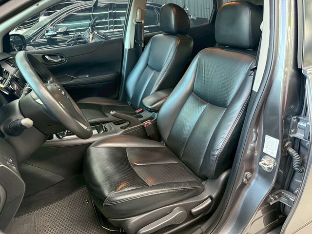 NISSAN日產 TIIDA  第7張相片