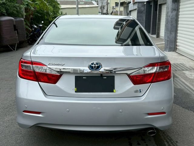 TOYOTA豐田 CAMRY HYBRID  第4張相片
