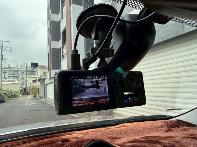 TOYOTA豐田 CAMRY HYBRID  第13張相片