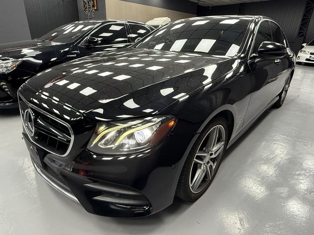 M-BENZ賓士 E300  第2張相片