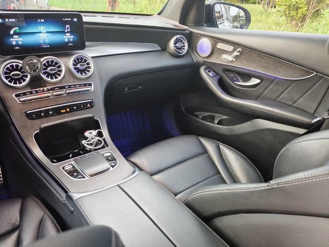 M-BENZ賓士 GLC300  第4張相片