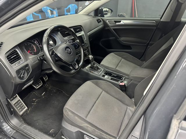 VOLKSWAGEN福斯 GOLF  第6張相片