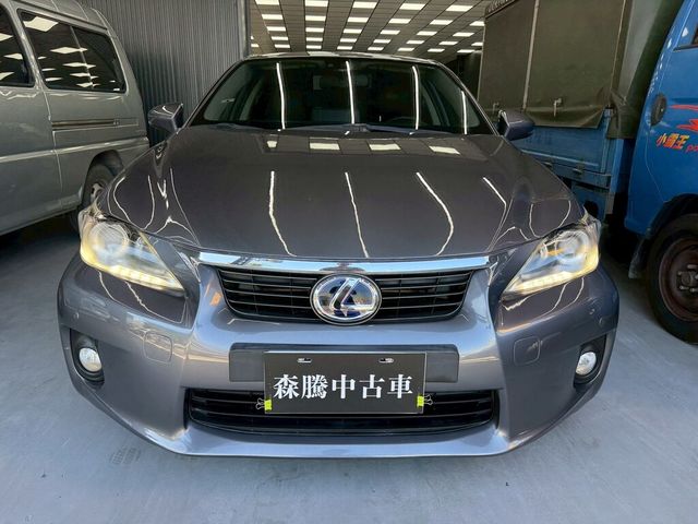 LEXUS凌志 CT200H  第1張相片