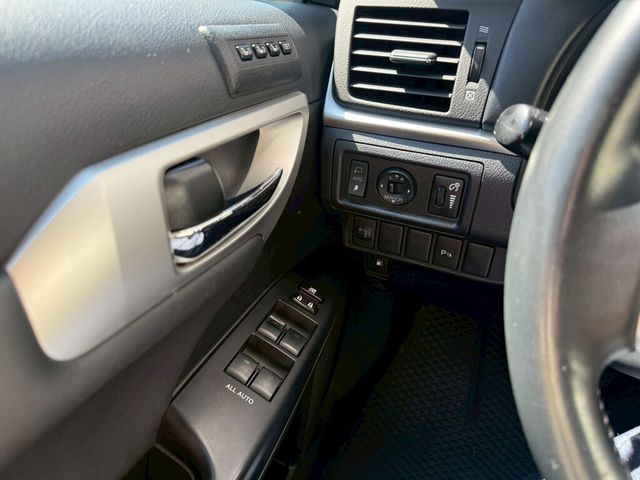 LEXUS凌志 CT200H  第14張相片