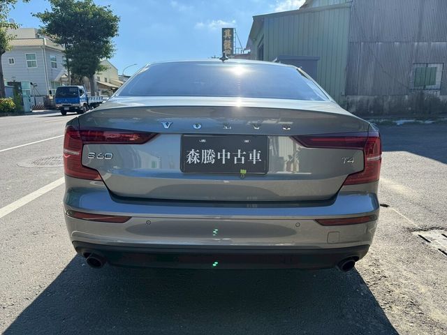 VOLVO富豪 S60  第4張相片