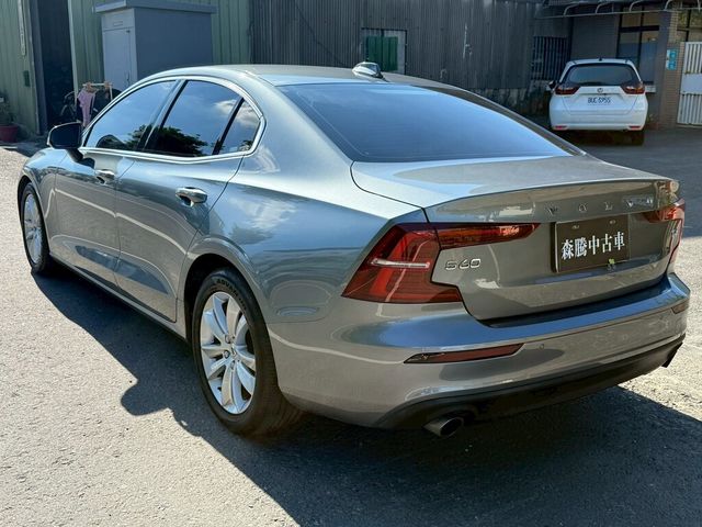 VOLVO富豪 S60  第6張相片