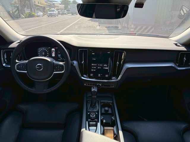 VOLVO富豪 S60  第9張相片