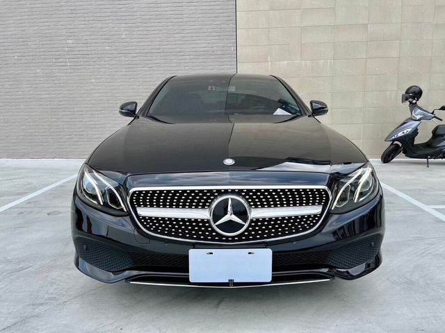 M-BENZ賓士 E220D  第3張相片