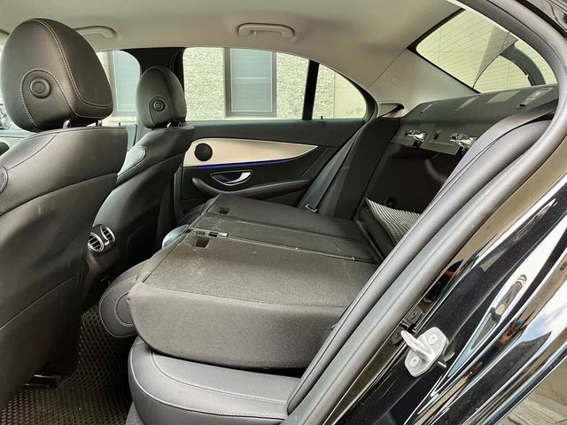 M-BENZ賓士 E220D  第8張相片