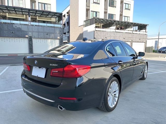 BMW寶馬 530  第2張相片