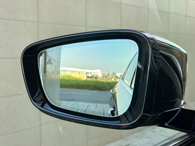 BMW寶馬 530  第6張相片