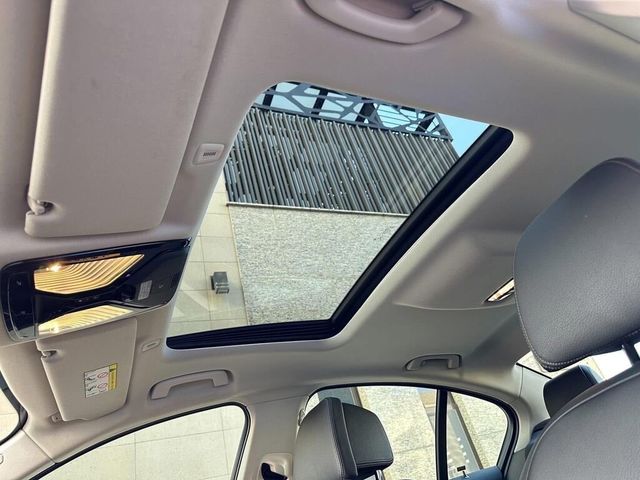 BMW寶馬 530  第12張相片