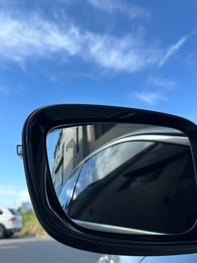 BMW寶馬 530I  第9張相片