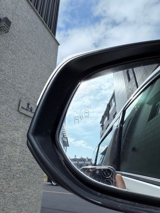 TOYOTA豐田 ALPHARD  第15張相片