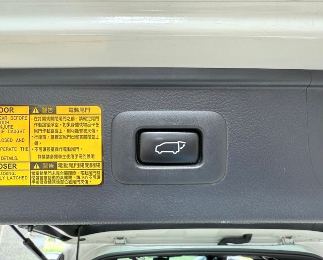 TOYOTA豐田 ALPHARD  第19張相片
