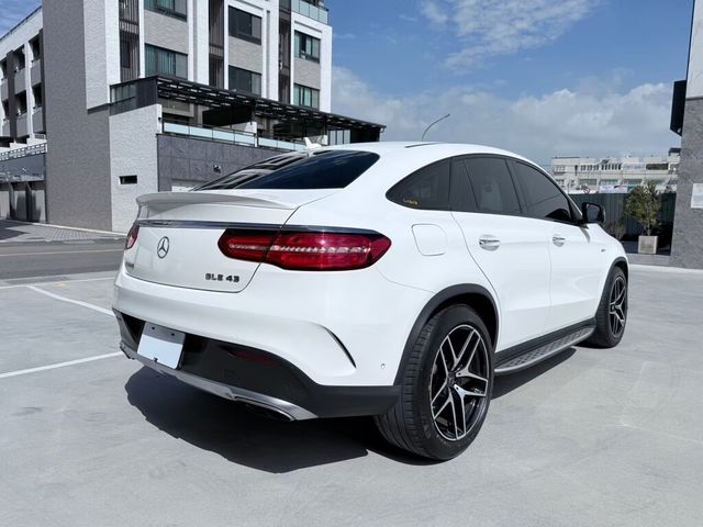 M-BENZ賓士 GLE43  第2張相片