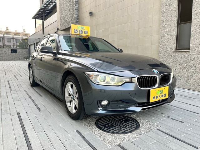BMW寶馬 318D SEDAN  第2張相片