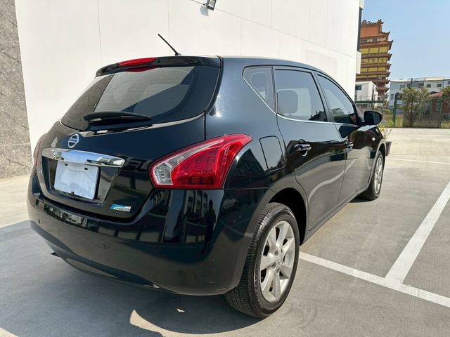 NISSAN日產 TIIDA  第2張相片